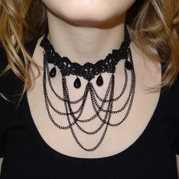 Schwarzes Gothic Collier Perlen Halsband mit Spitze